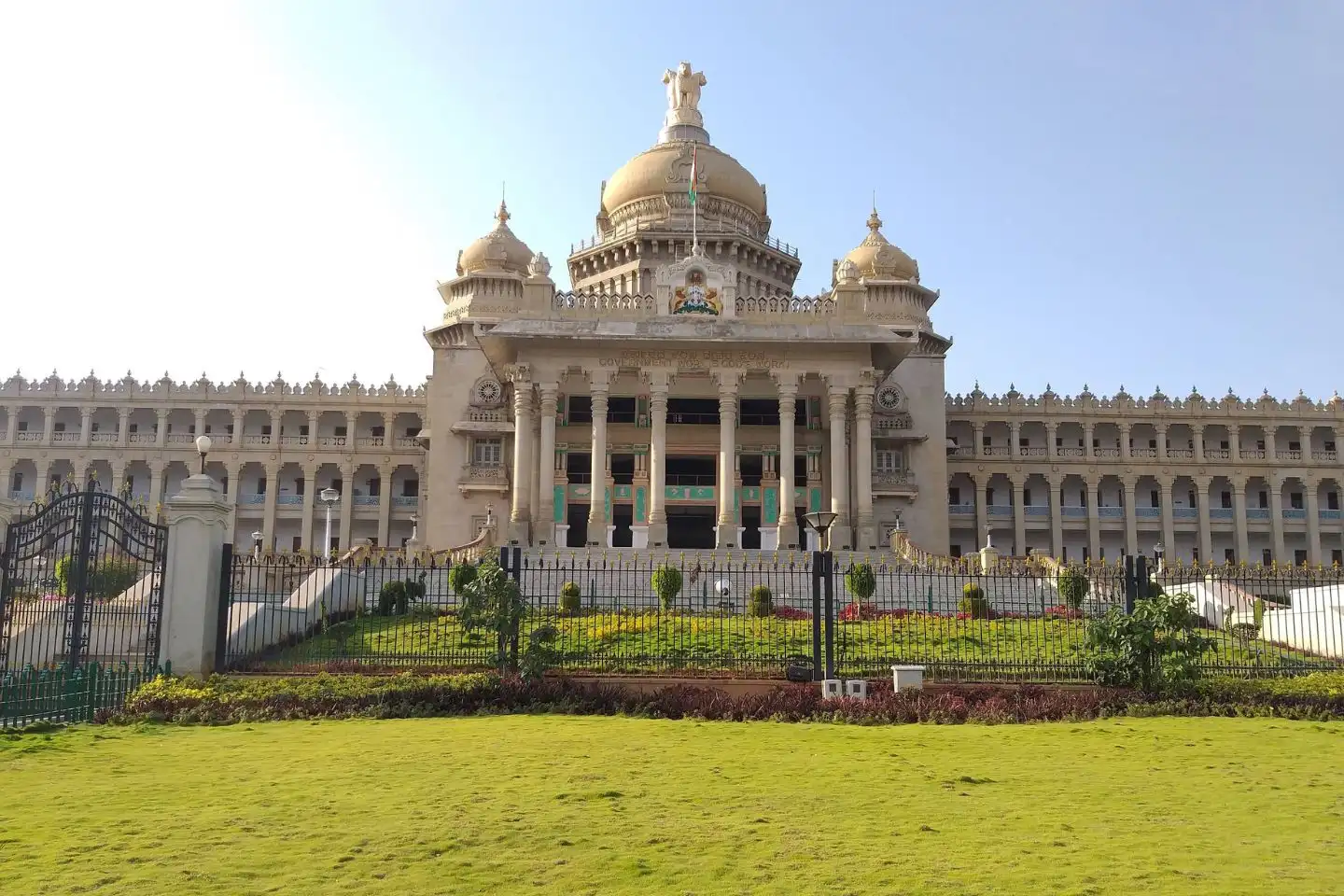 Top Engineering Colleges in Bangalore (2026): Your Guide to Fees, Cutoffs, and Placements