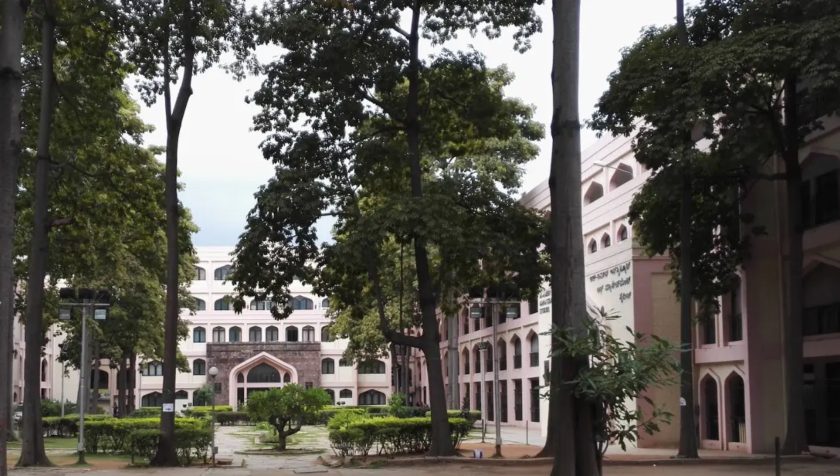 Al-Ameen Institute of Information Sciences, Bangalore: Navigating the Future of IT